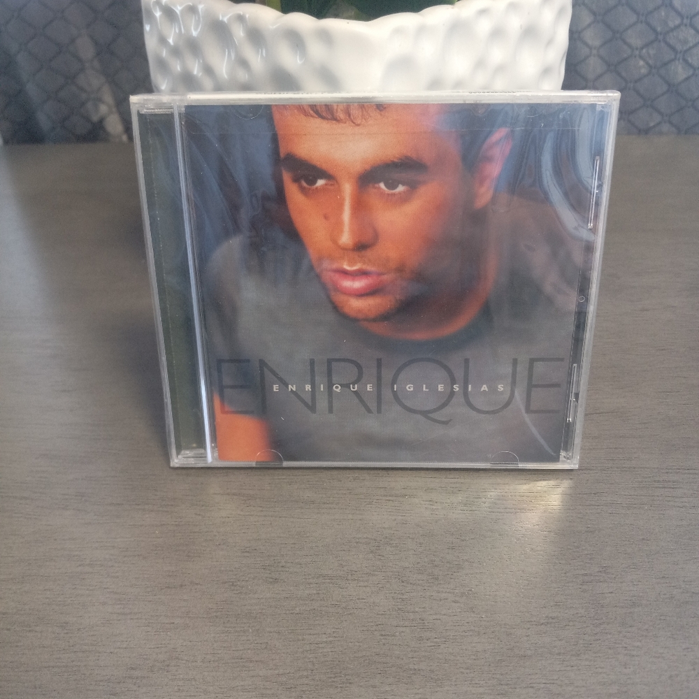 1999 Enrique Iglesias Enrique Cd New Factory Sealed